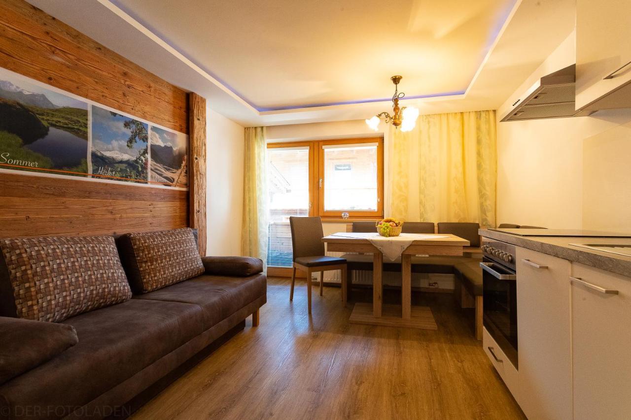 Petererhof Hotel แกร์ลอส ภายนอก รูปภาพ